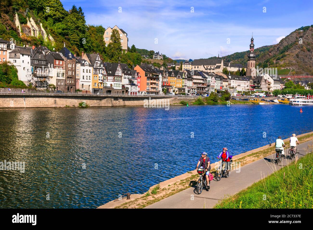 Viaggiare in Germania - crociere sul fiume Reno famoso. Città medievale di Cochem Foto Stock