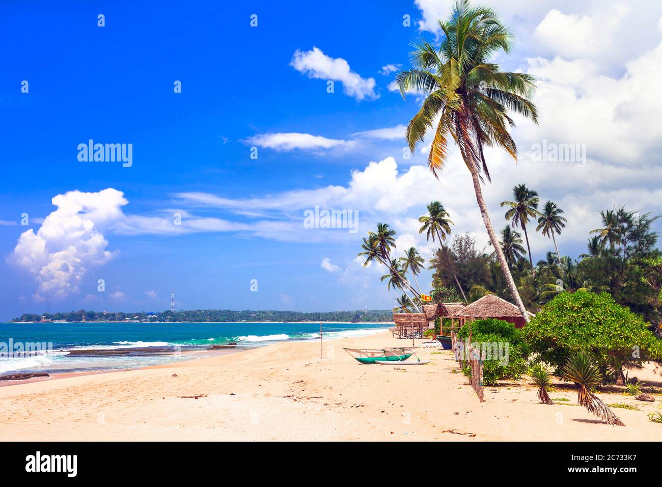 Vacanze tropicali esotiche - spiagge tranquille e belle dell'isola dello Sri Lanka. Tangalle a sud Foto Stock