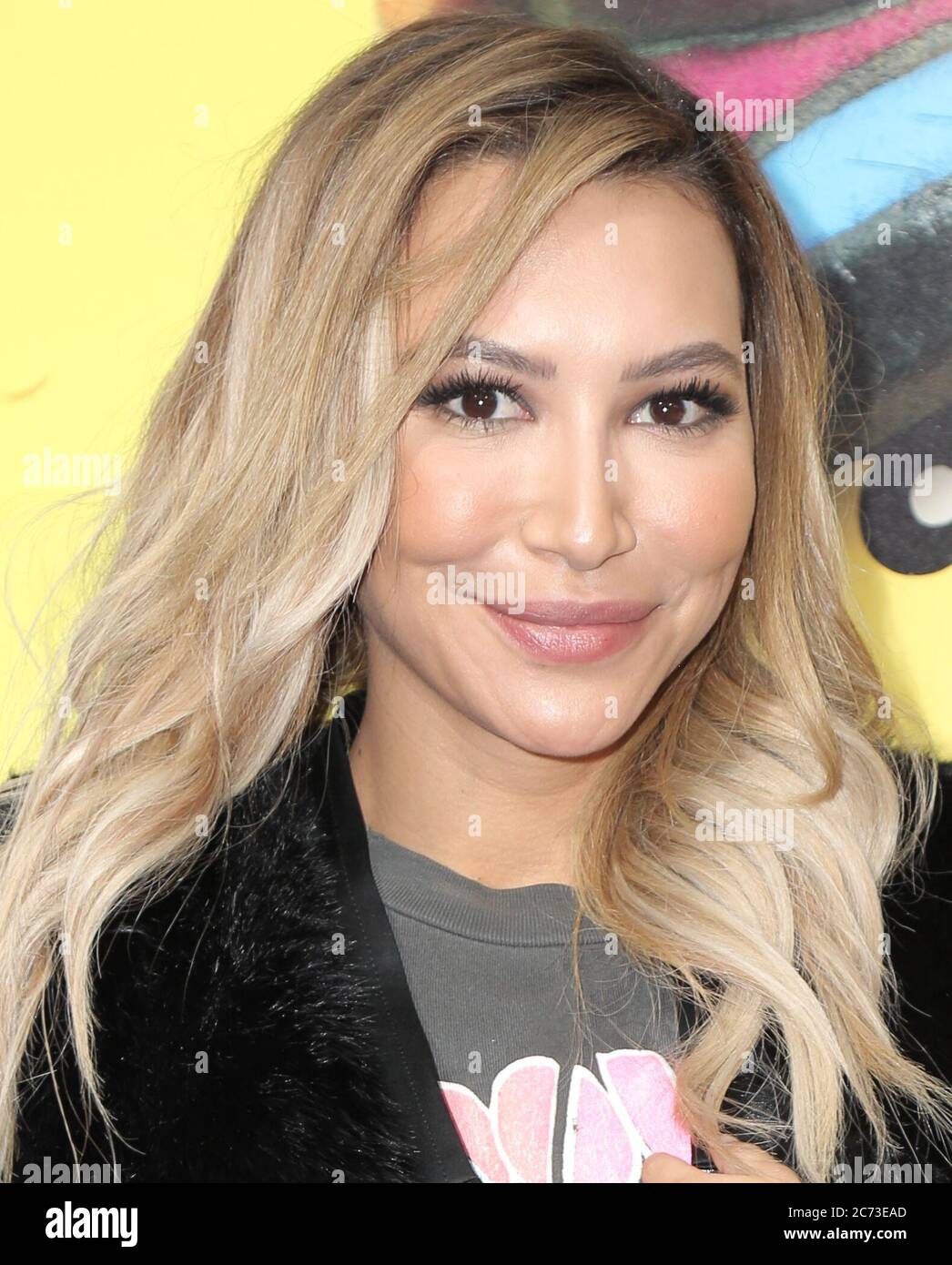 13 luglio 2020 - Naya Rivera, l'attrice più conosciuta per aver giocato la cheerleader Santana Lopez su Glee, è stata confermata morta. Rivera, 33 anni, si ritiene annegata mentre nuotava nel lago con il figlio di 4 anni, che era stato trovato addormentato sulla loro barca a noleggio pontile dopo che era stato in ritardo per il ritorno. 02 Febbraio 2019 - Westwood, California - Naya Rivera. "The LEGO® Movie 2: La seconda parte" Los Angeles Premiere tenuto al Regency Village Theatre. Photo Credit: PMA/AdMedia/MediaPunch Foto Stock