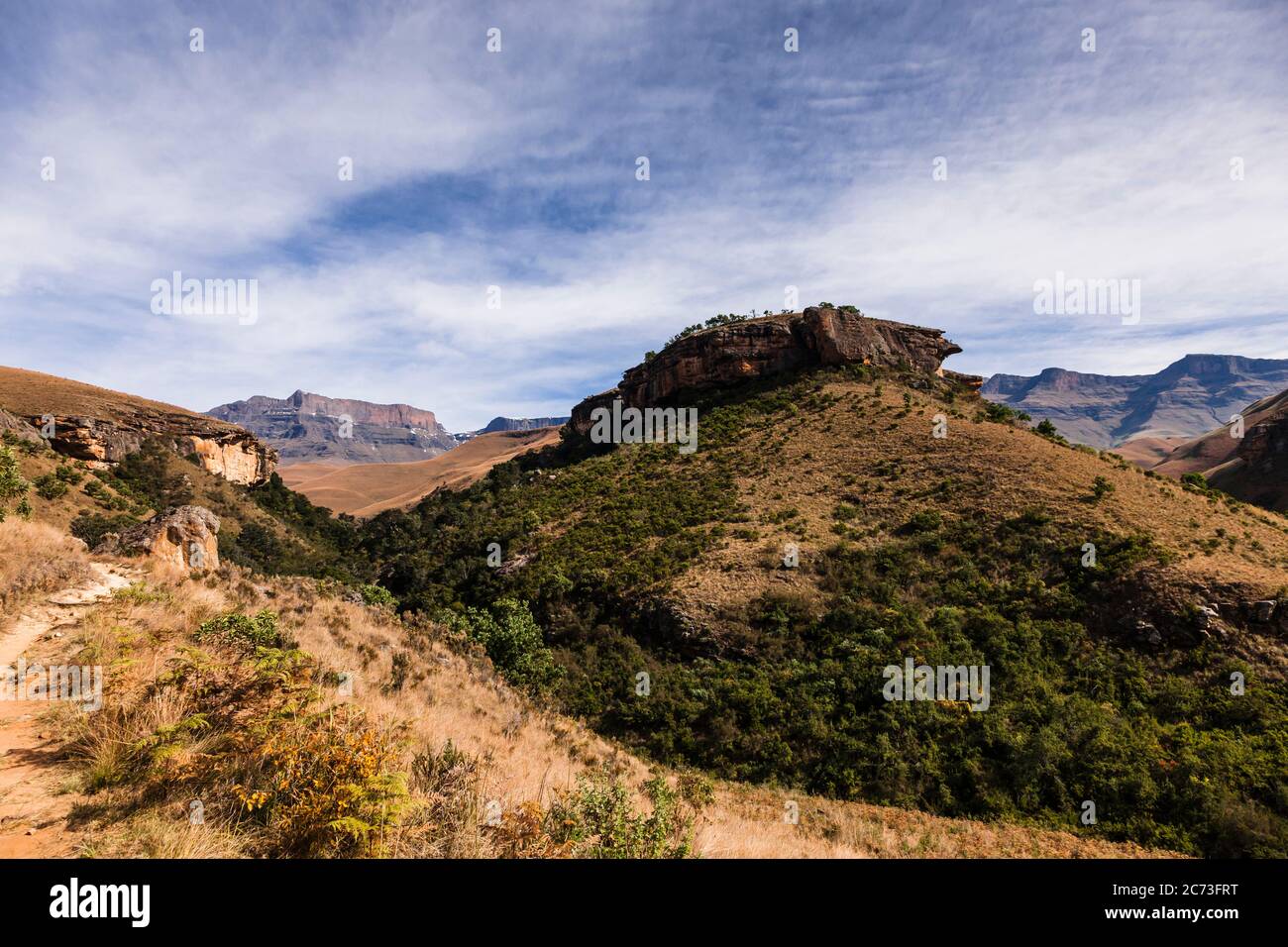 Drakensberg, la montagna del Castello dei Giganti, dal sentiero 'Main Cave', Giants Castle Game Reserve, Uthukela, KwaZulu-Natal, Sudafrica, Africa Foto Stock