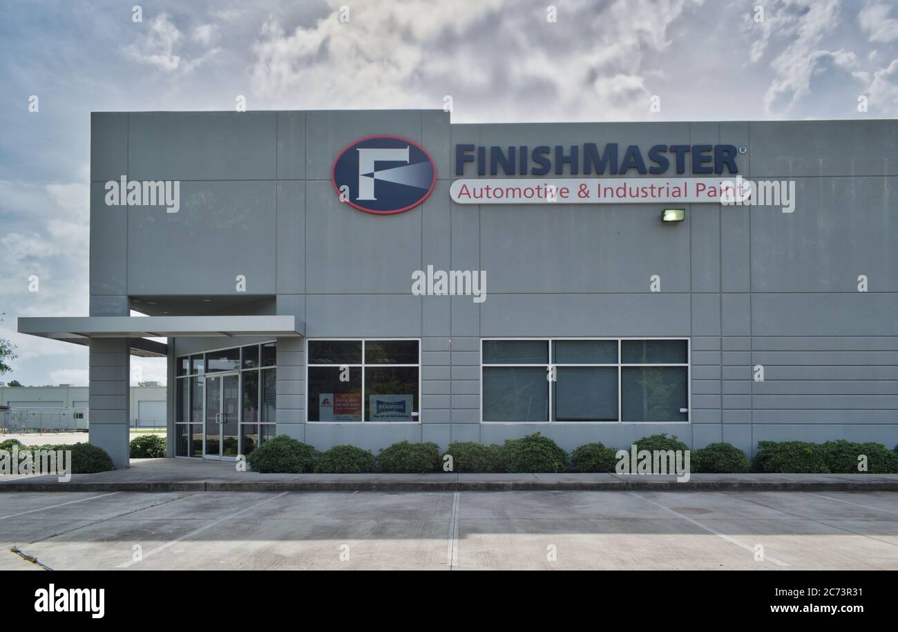 Houston, Texas/USA 07/05/2020: Finishmaster industria automobilistica e della vernice industriale a Houston, Texas. Distributore di vernici, rivestimenti e accessori per auto. Foto Stock