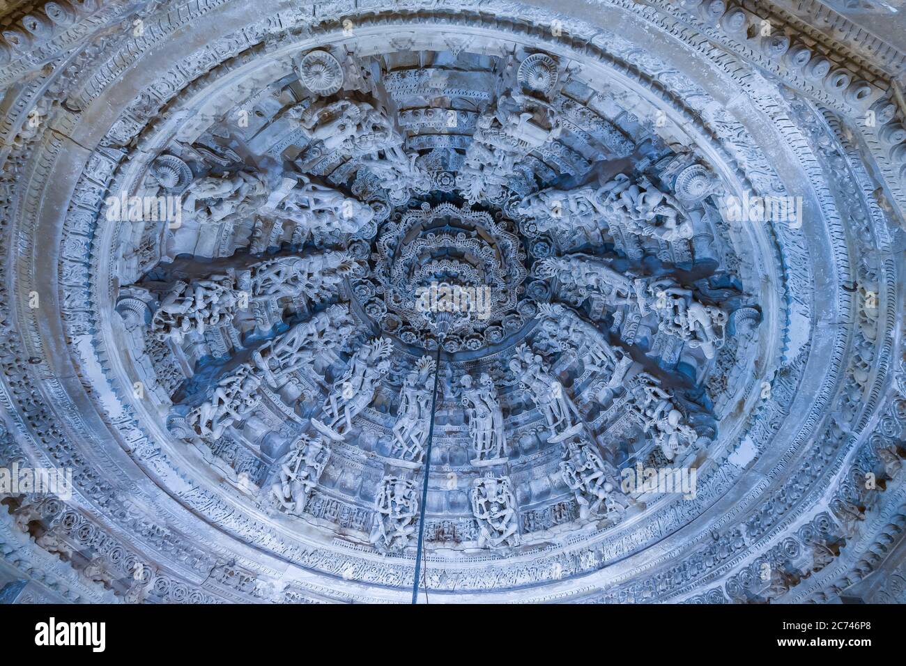 Jaisalmer, Rajasthan, India- Feb 18,2020.A Vista del disegno del soffitto del Tempio di Jain Foto Stock