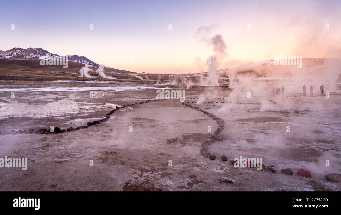 Alba a Geyser El Tatio, San Pedro de Atacama, Cile. Foto Stock