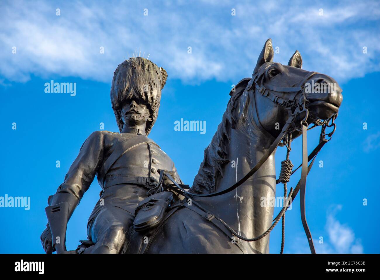 Statua monumento del soldato di cavaliere delle guardie grigie scozzesi, Princes Street Gardens, Princes Street, Edimburgo, Scozia. REGNO UNITO Foto Stock