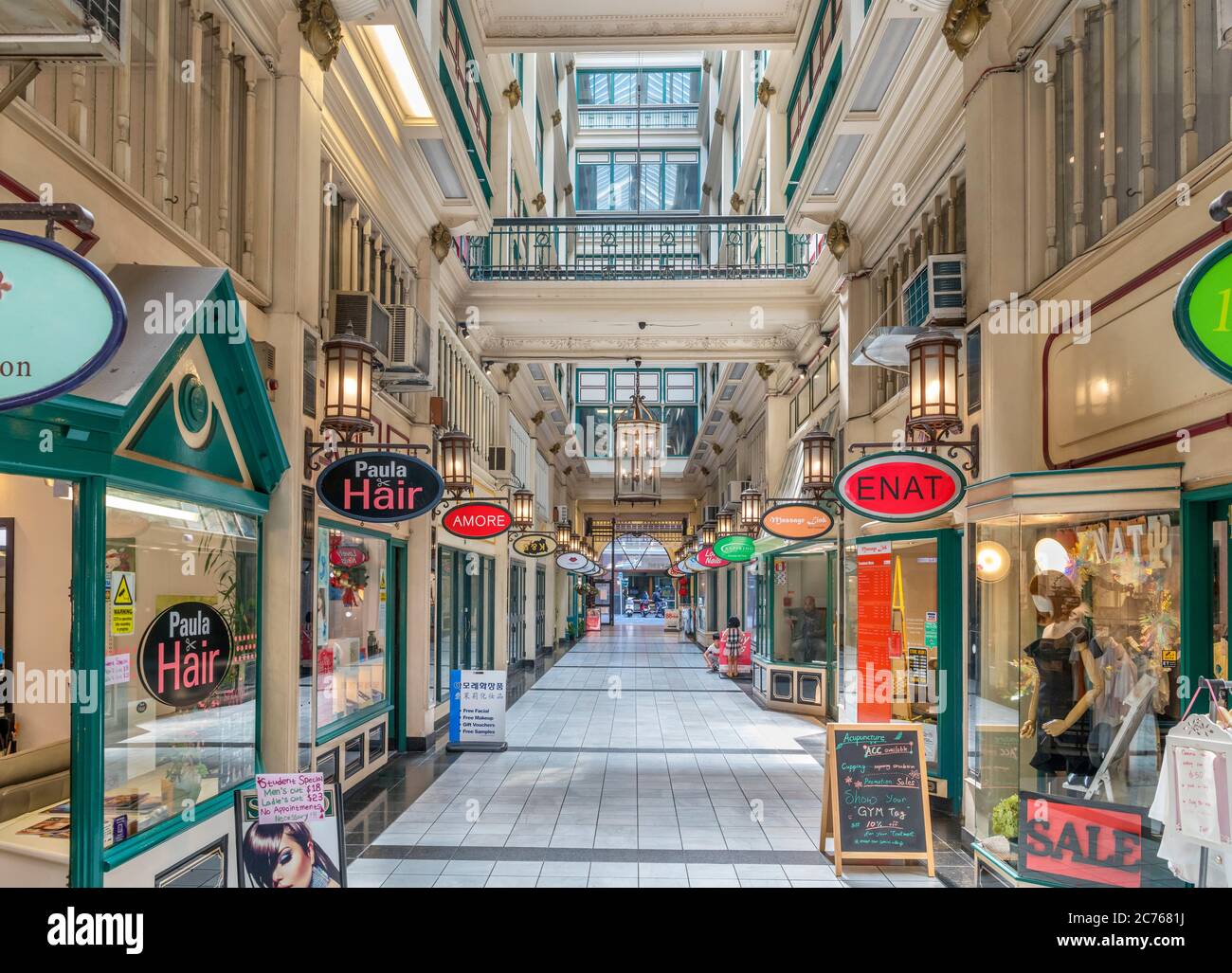 Negozi nella Strand Arcade, Queen Street, Auckland, Nuova Zelanda Foto Stock