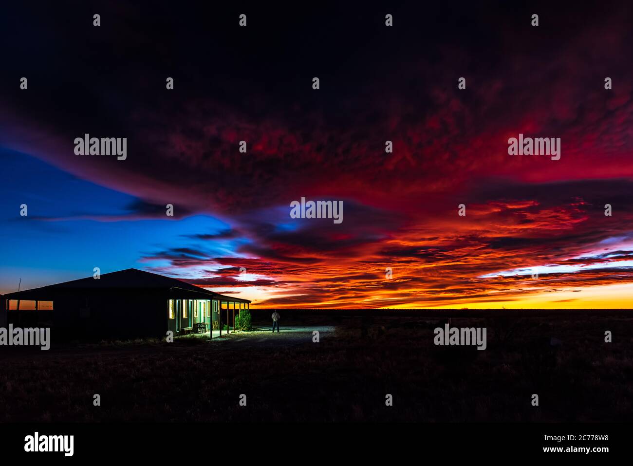 Una bella alba sopra i quartieri del tosatore alla Stazione del Lago Pimpara Foto Stock