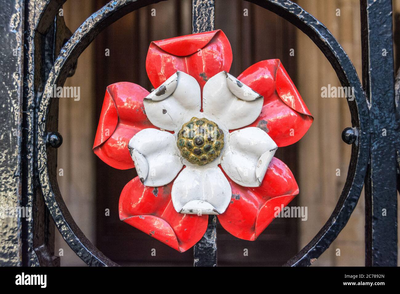Closeup di una Tudor Rose al di fuori della Middle Temple Hall, Inns of Court. Londra, Inghilterra, Regno Unito Foto Stock