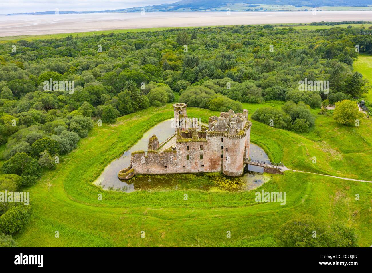 Veduta aerea del Castello di Caerlaverock a Dumfries e Galloway, Scozia, Regno Unito Foto Stock