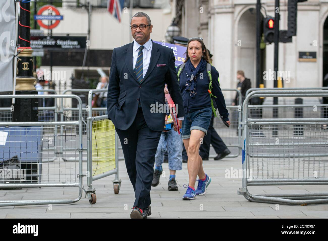 WESTMINSTER LONDON, REGNO UNITO. 15 luglio 2020. James è un abile membro conservatore del Parlamento per Braintree che arriva al Parlamento. Credit: amer Ghazzal/Alamy Live News Foto Stock