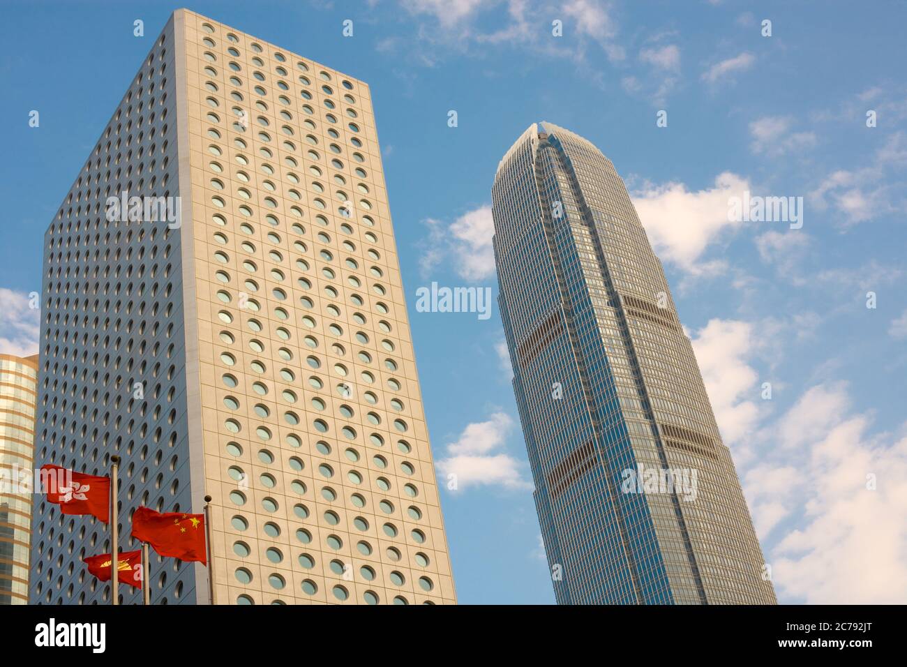 Chung WAN (quartiere centrale), Hong Kong Island, Hong Kong, Cina, Asia - Vista dei grattacieli iconici Jardine House, localmente noto come Foto Stock