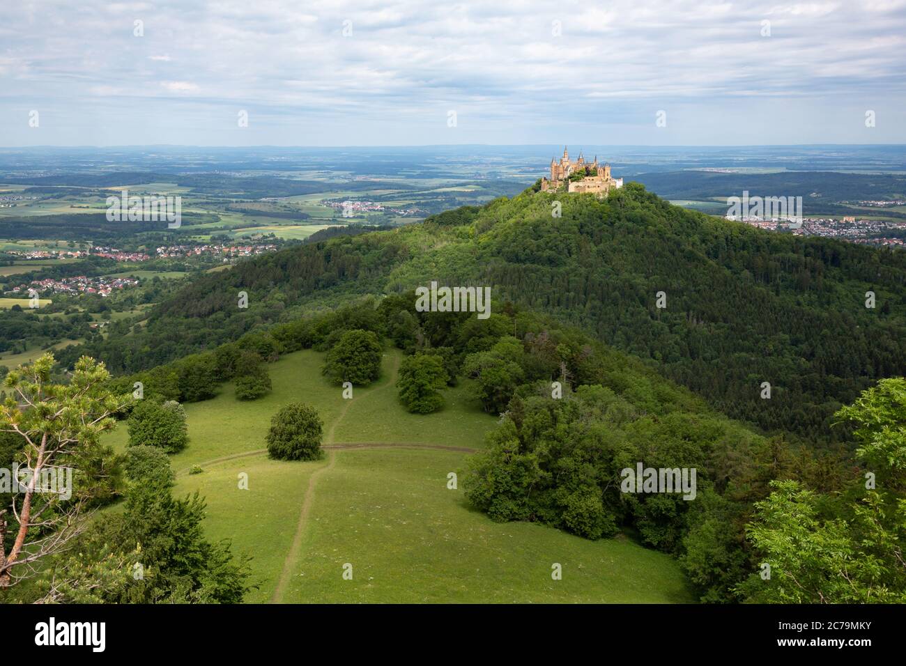 Castello di Hohenzollern visto da Zeller Horn, Germania Foto Stock