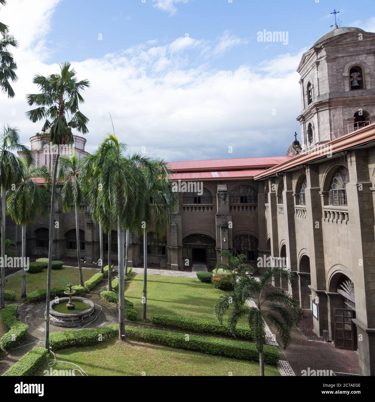 Manila, Filippine - 17 luglio 2017: Chiesa di San Agustin, conosciuta anche come Santuario Arcidiocesano di Nuestra Señora de Consolacion y Correa o Immacu Foto Stock