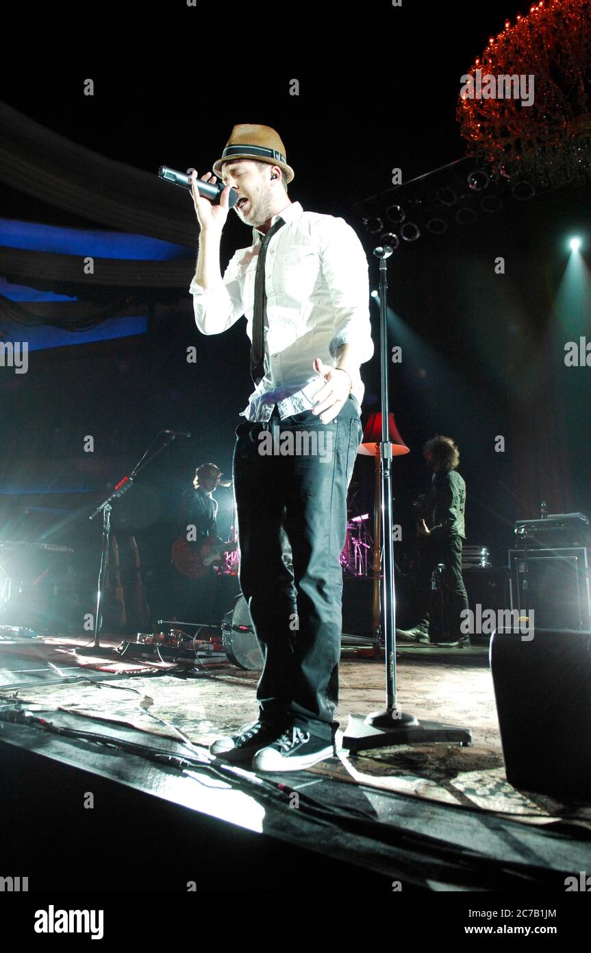Ryan Tedder di OneRepublic si esibisce al Palladium di Hollywood. Credito: Jared Milgrim/l'accesso fotografico Foto Stock