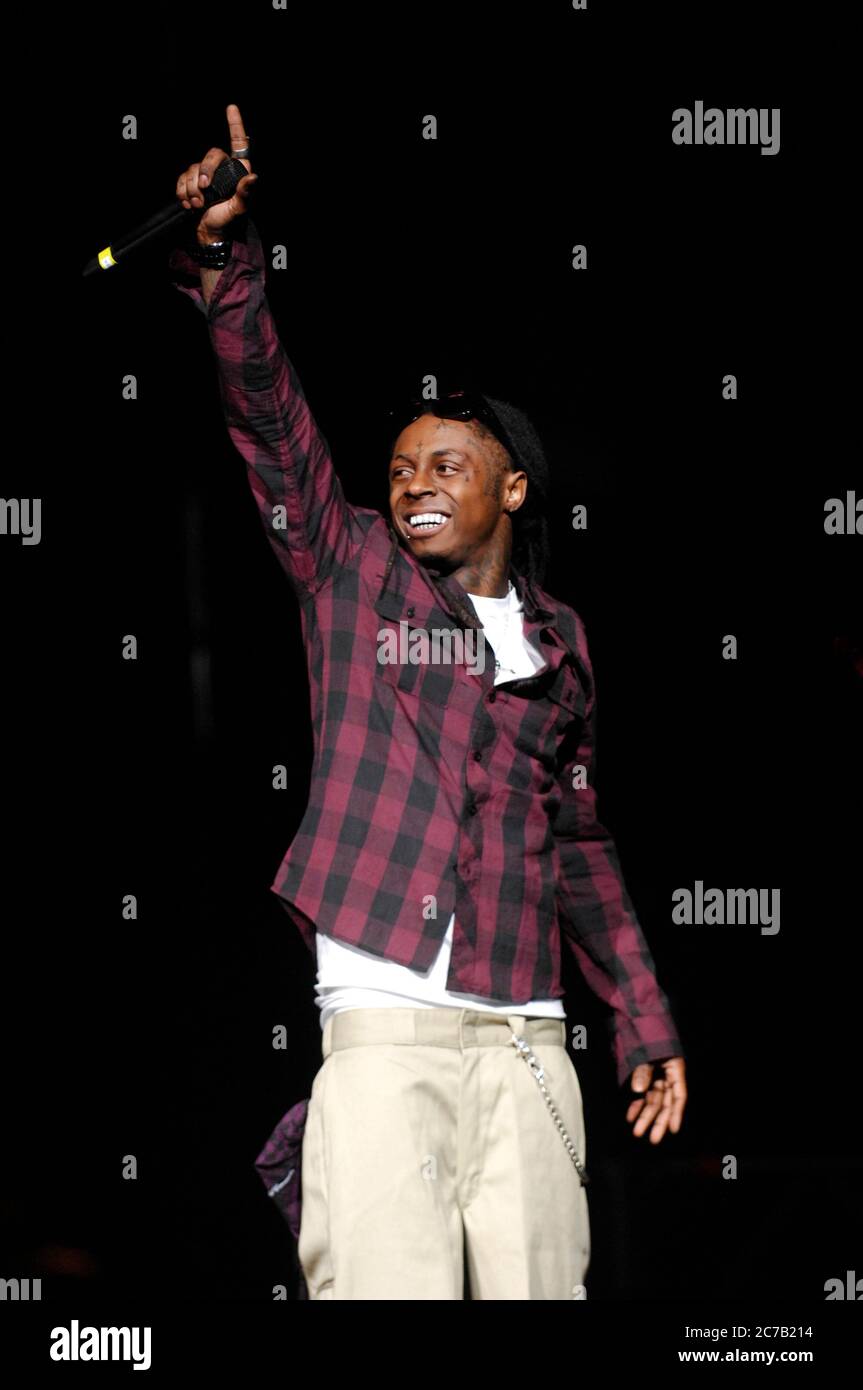 Il rapper Lill' Wayne suona all'anfiteatro Gibson di Los Angeles. Credito: Jared Milgrim/l'accesso fotografico Foto Stock