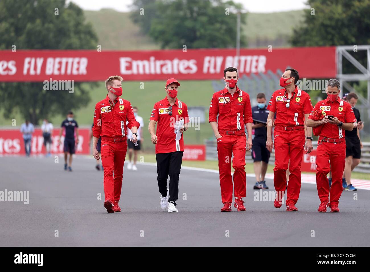 Hungaroring, Budapest, Ungheria. 16 luglio 2020. Gran Premio di Ungheria di F1, arrivo piloti e giornata di ispezione in pista; Sebastian Vettel GER 5, Scuderia Ferrari Credit: Action Plus Sports/Alamy Live News Foto Stock