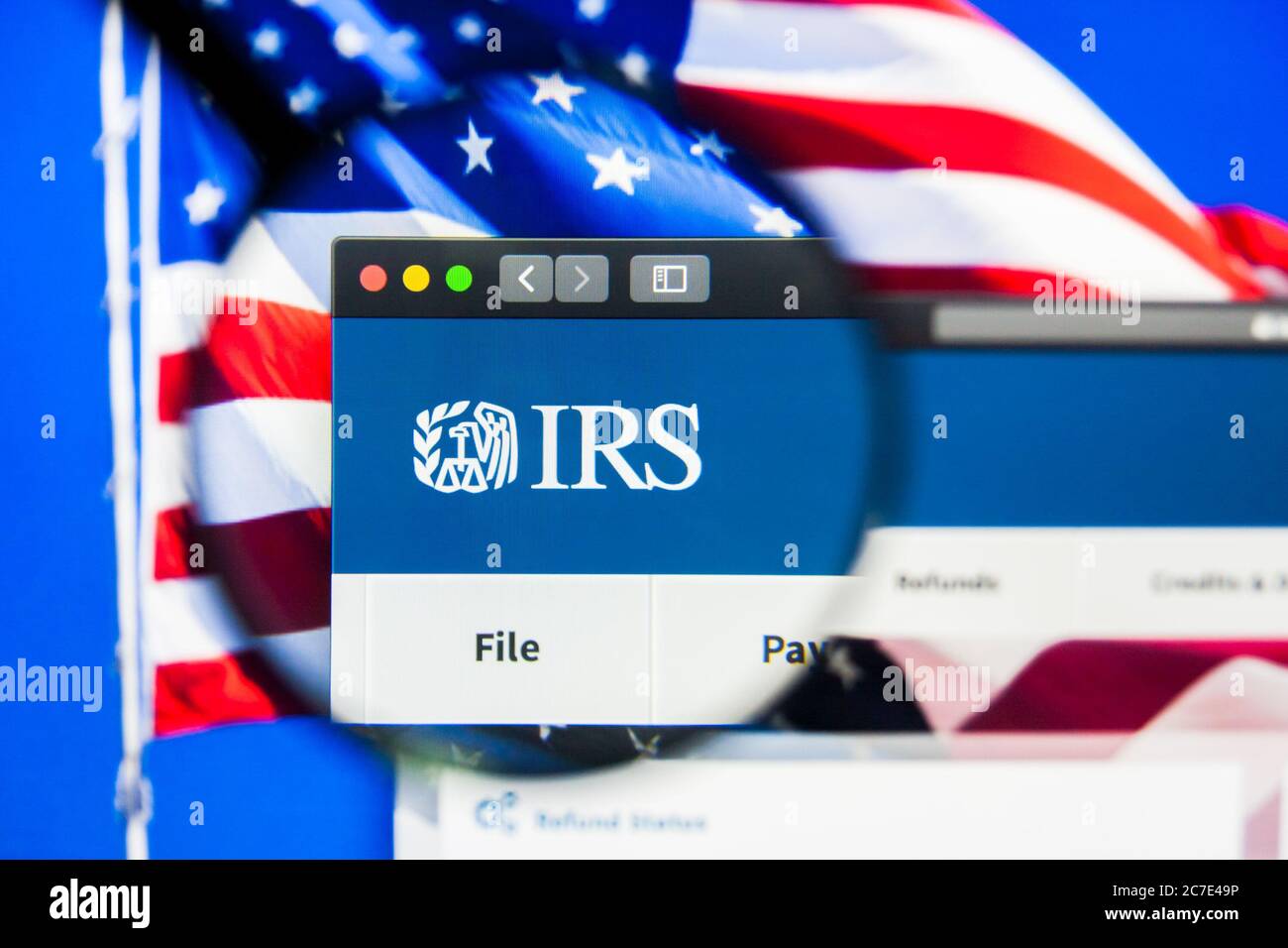 Los Angeles, California, USA - 23 Marzo 2019: Editoriale illustrativo della homepage del sito web del Servizio delle Entrate interne. Logo IRS visibile sullo schermo del display. Foto Stock