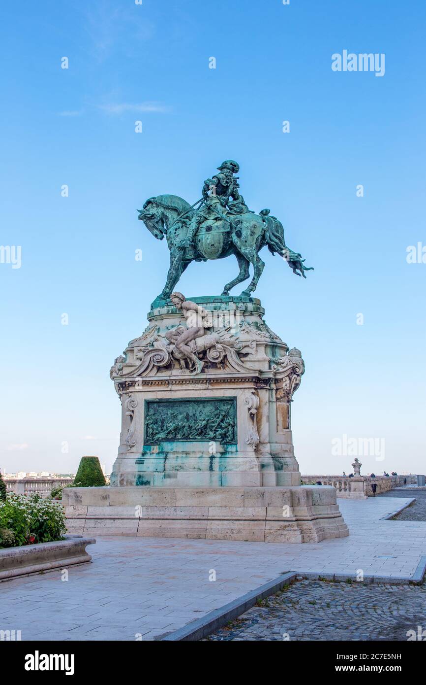 Statua del Principe Eugenio di Savoia nel Castello di Buda complesso Budapest Ungheria Foto Stock