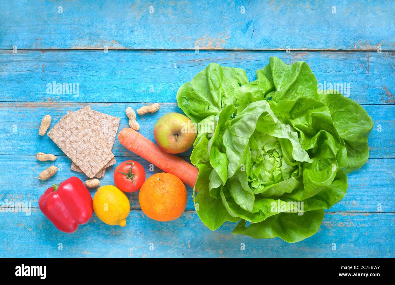 Verdure e frutta, cibo sano, stile di vita sano, concetto di dieta, piatto di posa, spazio di copia Foto Stock