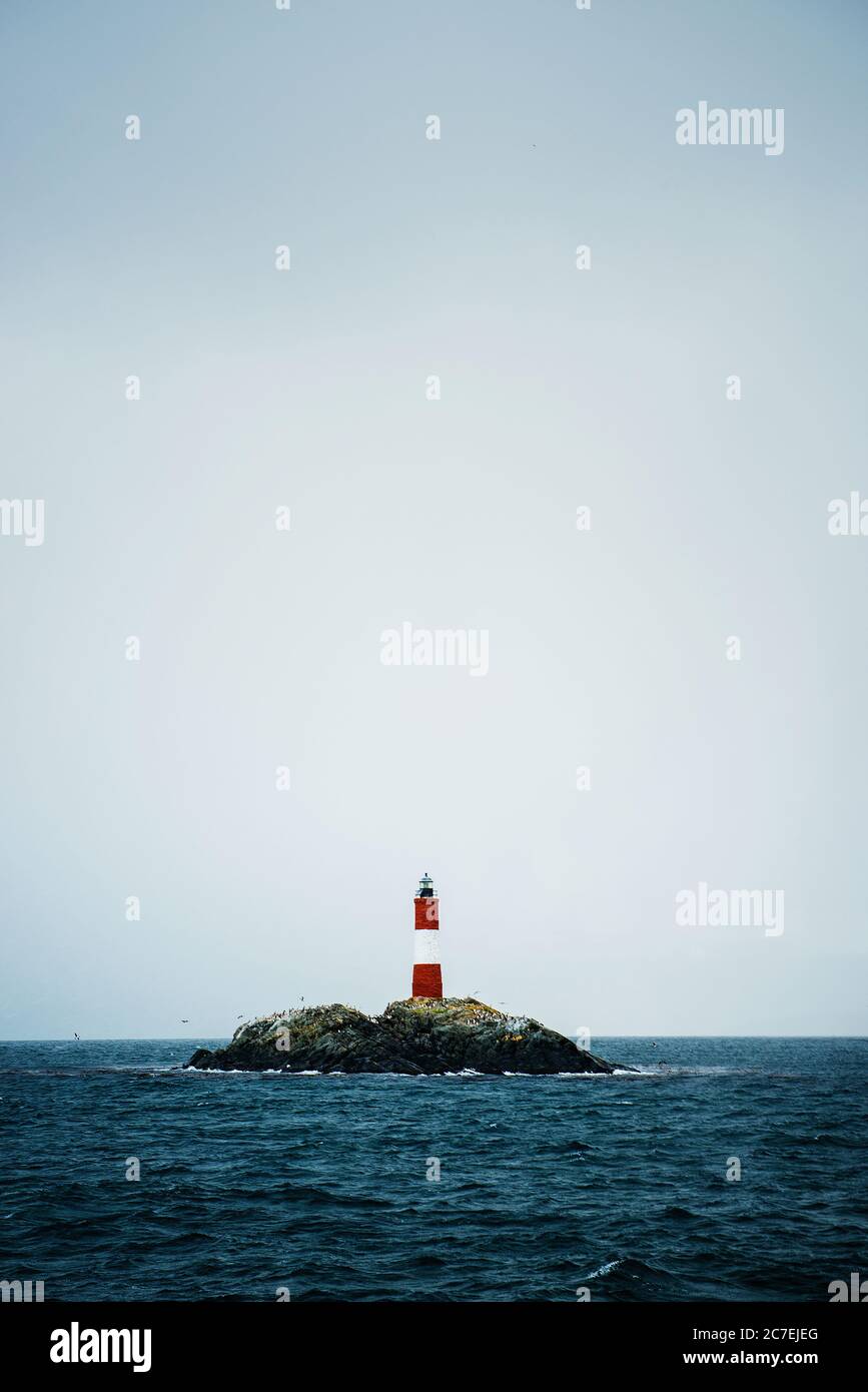 Faro Les Eclaireurs, di 100 anni, situato a Tierra del Fuego, Argentina, Sud America Foto Stock