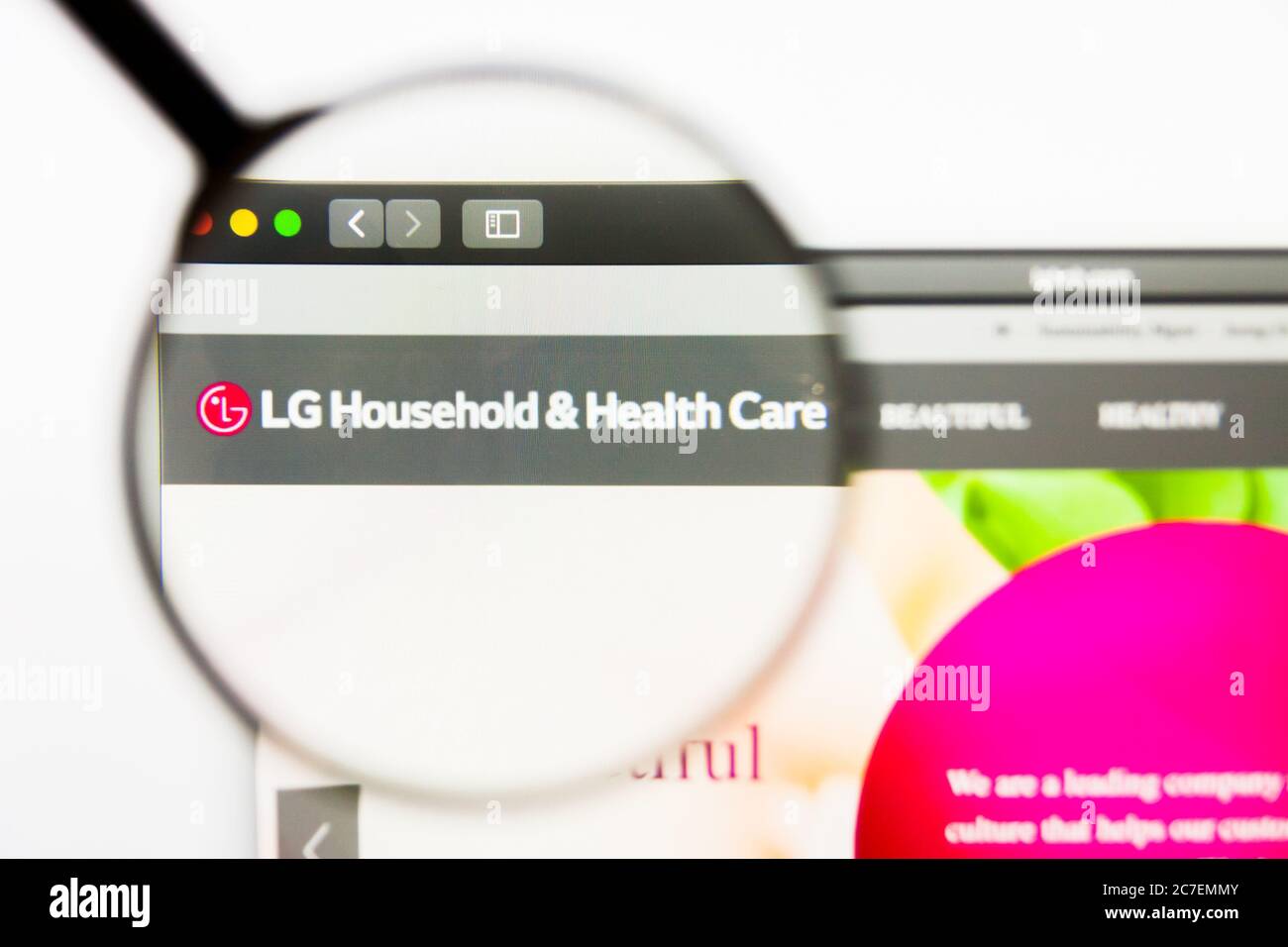 Los Angeles, California, USA - 13 Marzo 2019: Editoriale illustrativo, pagina iniziale del sito Web LG Household and Health Care. Logo LG Household e Health Care Foto Stock