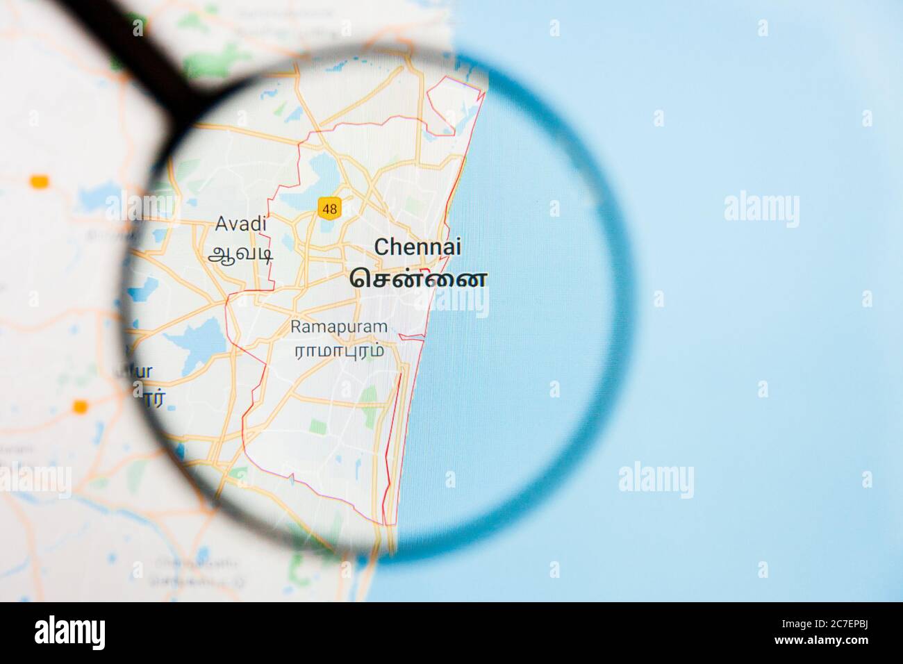 Chennai, India City visualizzazione concetto illustrativo sullo schermo attraverso lente di ingrandimento Foto Stock