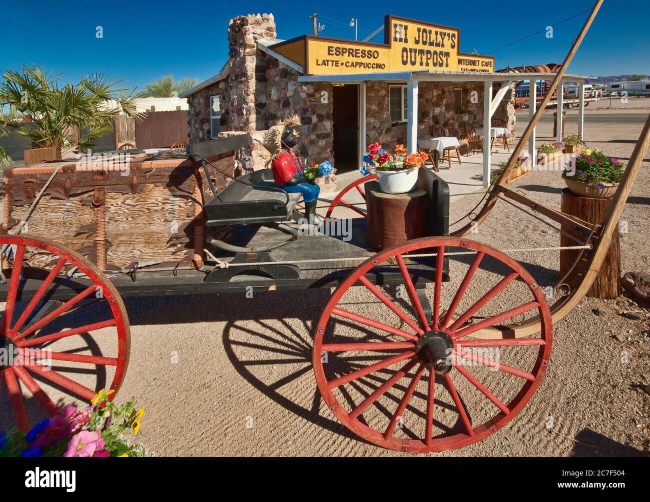 Wagon al Hi Jolly Outpost cafe a Quartzsite, Arizona, USA Foto Stock