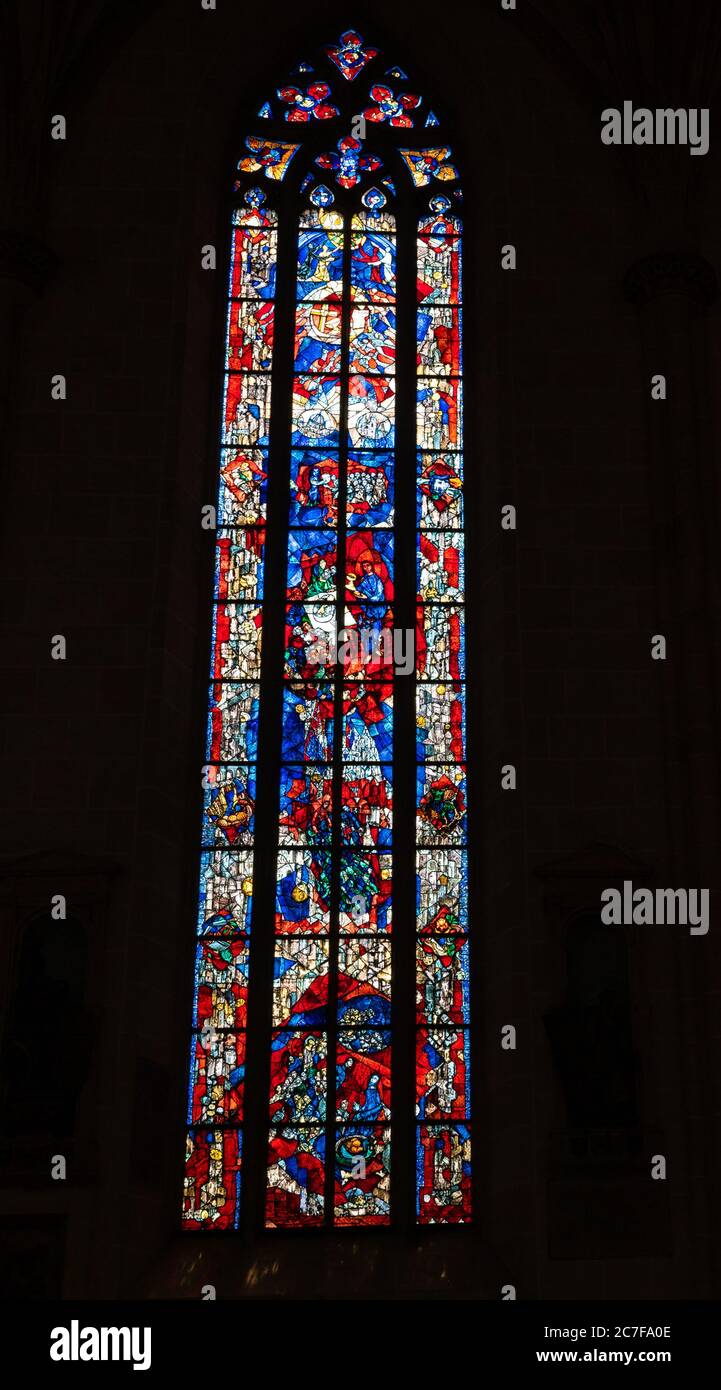 Ulm, BW / Germania - 14 luglio 2020: Vetrata nella storica minster di Ulm Foto Stock