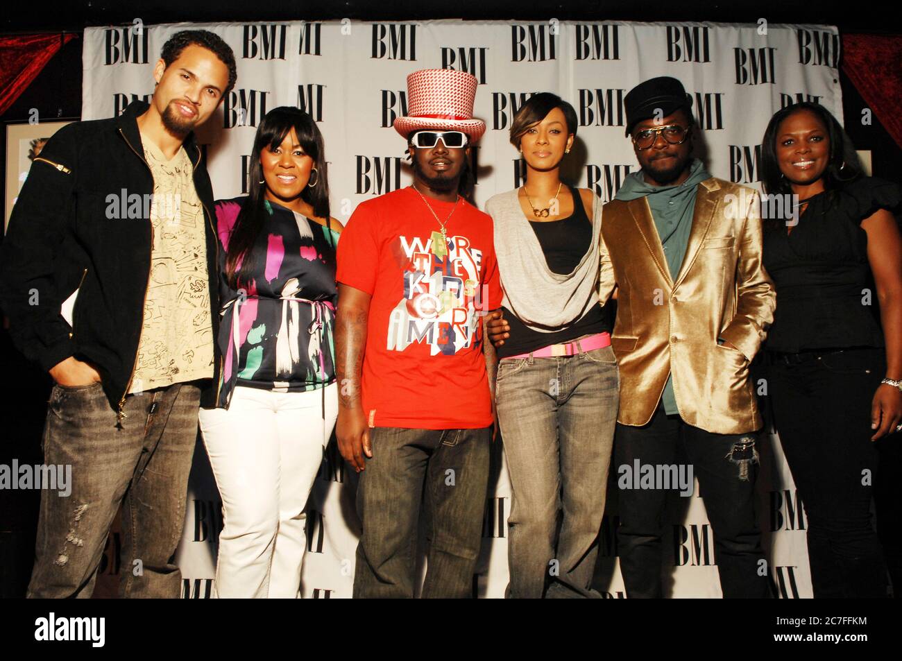 (L-R) Qudddus Philippe, Makeba Riddick, T-Pain, Keri Hilson, Will.i.am e Catherine Brewton al BMI Panel del Key Club di W. Hollywood. Credito: Jared Milgrim/l'accesso fotografico Foto Stock