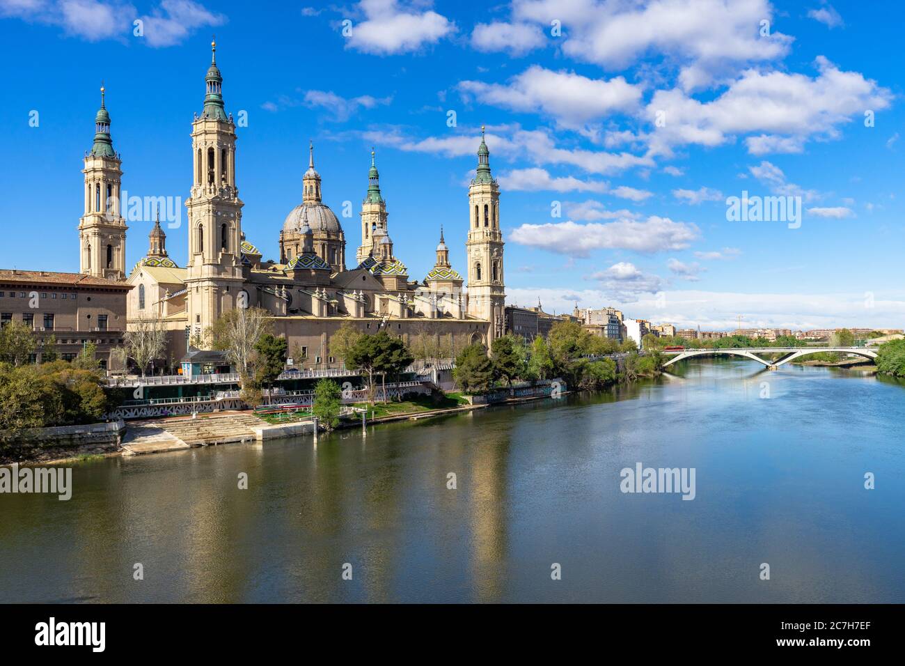 Europa, Spagna, Aragona, Saragozza, Catedral-Basílica de Nuestra Señora del Pilar sull'Ebro Foto Stock