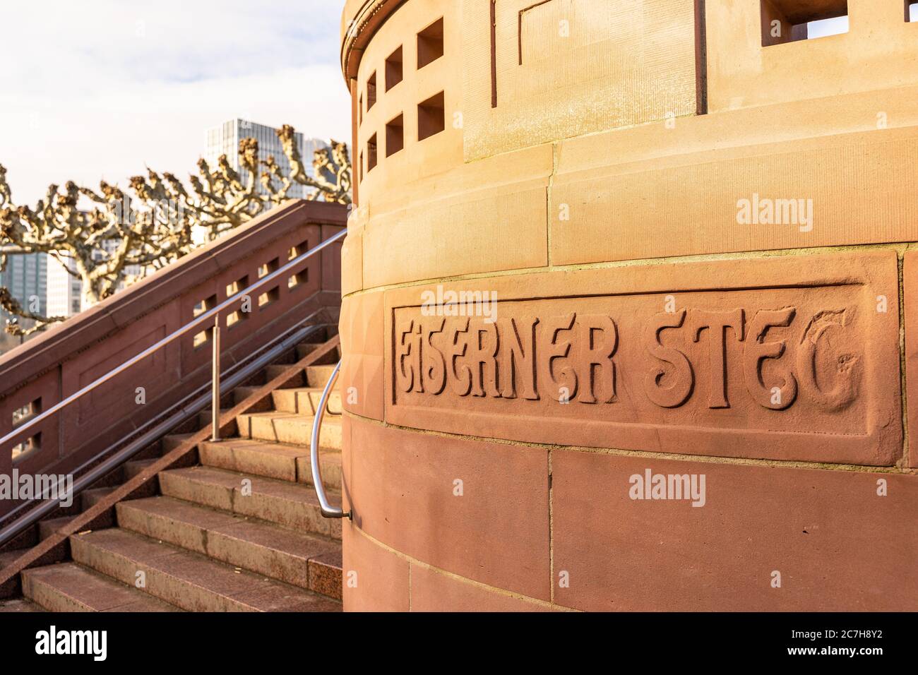 Europa, Germania, Assia, Francoforte, scale per l'Eiserner Steg a Francoforte Foto Stock