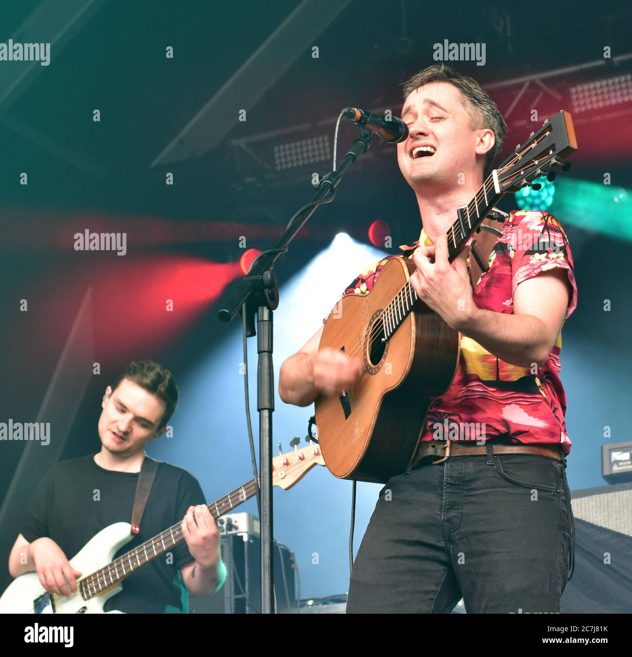 BRISTOL, INGHILTERRA, REGNO UNITO - 29 giugno 2019: Gruppo folk indie irlandese Villagers in concerto al Bristol Sounds Festival, Bristol, Inghilterra. Giu Foto Stock