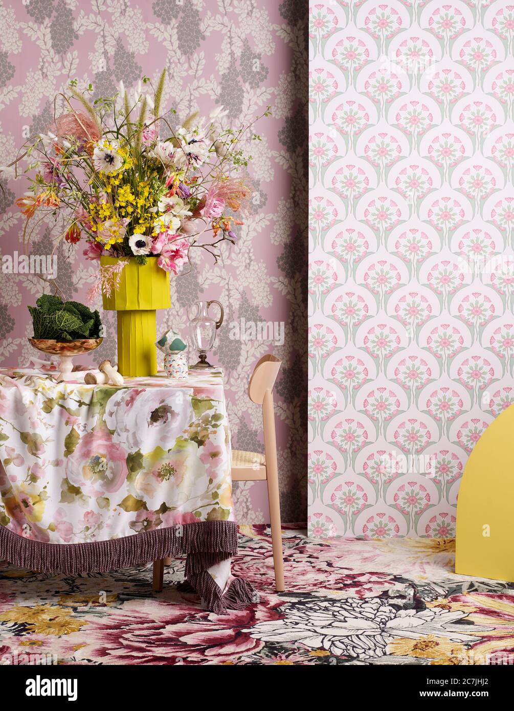 Tessuti e carta da parati floreali, decorazione 2020 Foto Stock