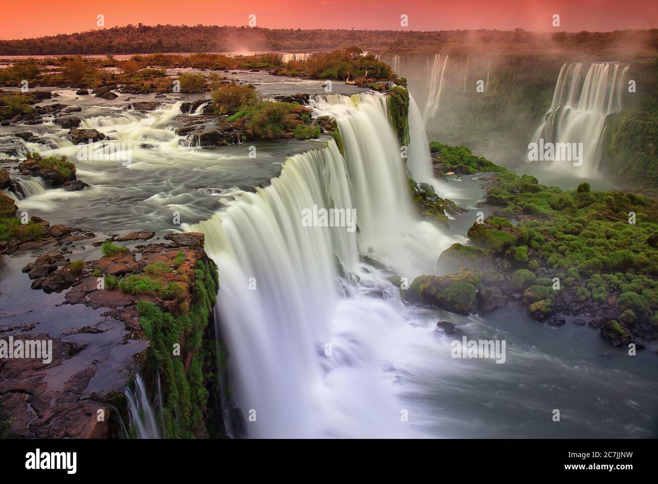 Brasile, Parana, Parco Nazionale delle Cascate dell'Iguazu (Cataratas do Iguacu) (UNESCO), Gola del Diavolo (Gola del Diablo), Garganta del Diablo (Garganta del Diablo) Foto Stock