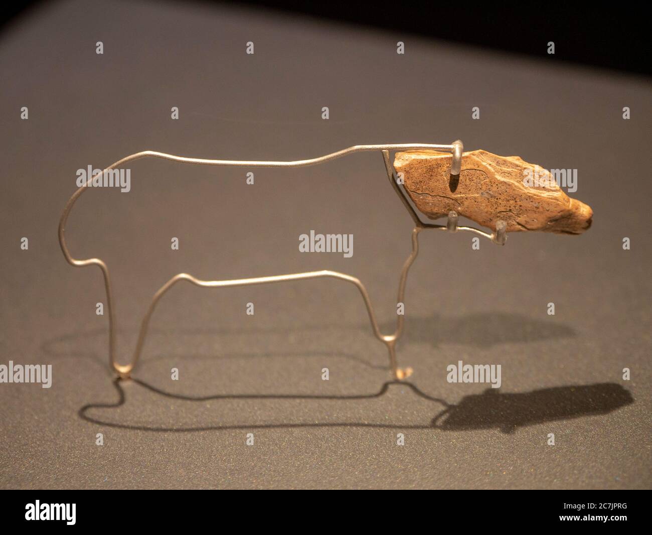 Testa di cavallo (Hohle Fels), 34.000 anni, museo preistorico, patrimonio mondiale dell'UNESCO, Blaubeuren, Baden-Württemberg, Germania Foto Stock