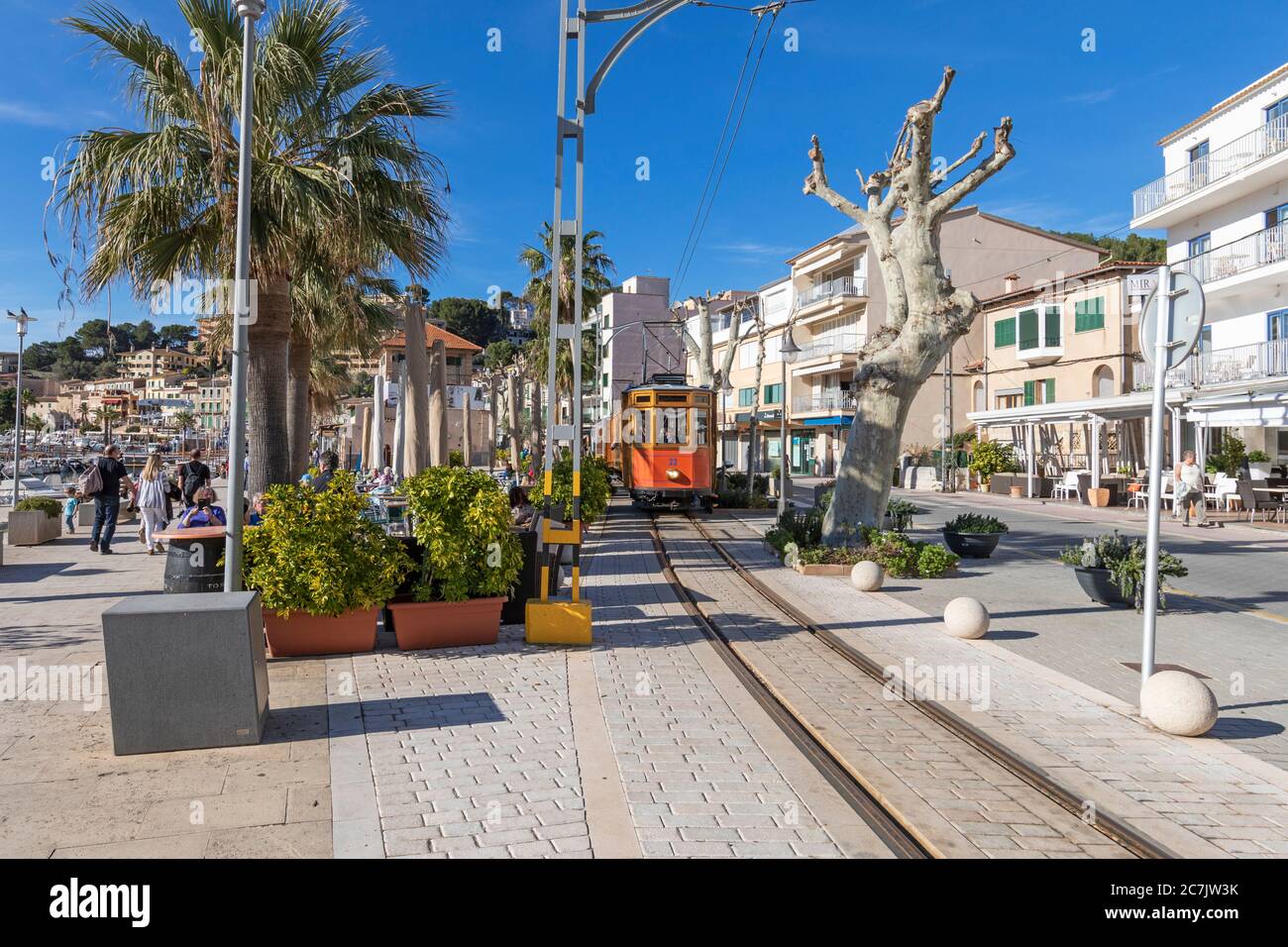 Tram storico con fulmine rosse, Port de Sóller, isola di Maiorca, Foto Stock