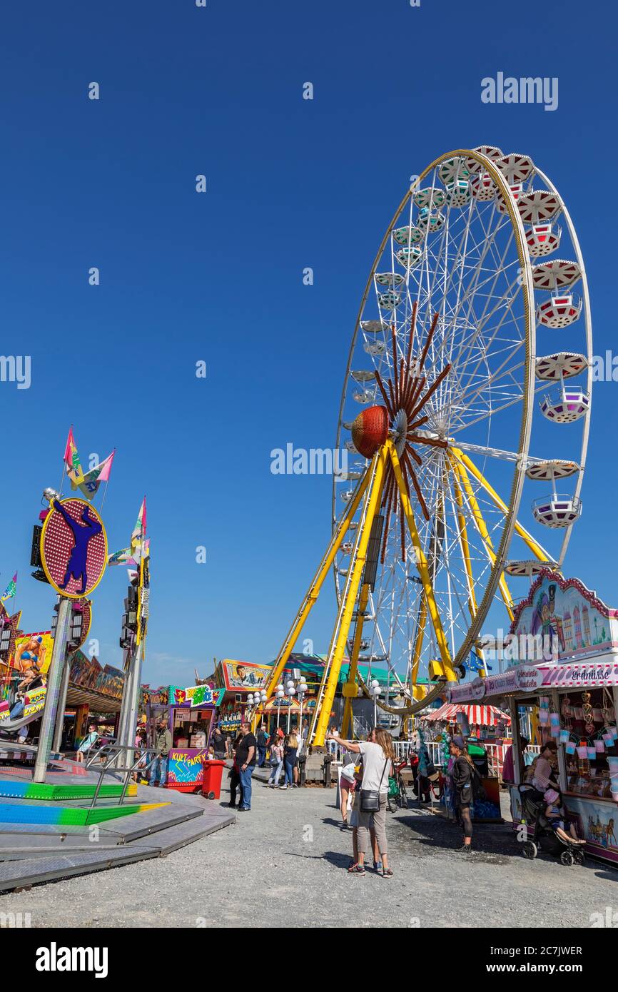 44 ° fine settimana al Jade, fiera, passeggiate sulla spiaggia sud, Wilhelmshaven, Foto Stock