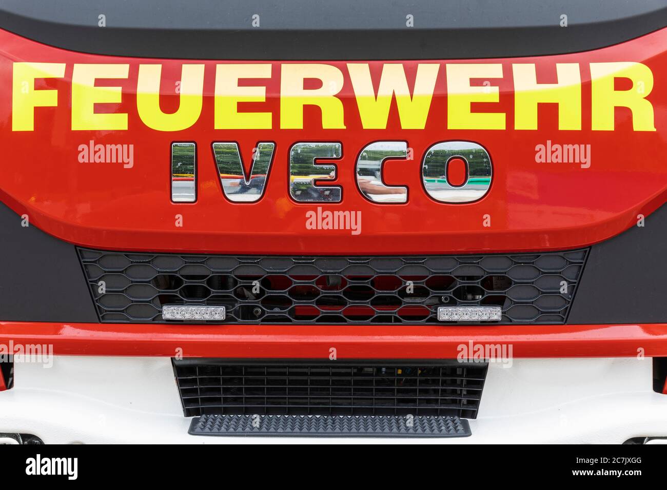 Motore antincendio, vista frontale, dettaglio, scritta, reparto vigili del fuoco, Wilhelmshaven, Foto Stock