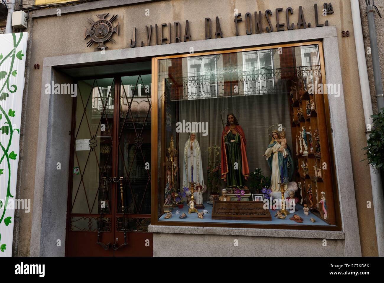 Negozio Articoli Religiosi Vicino A Me Negozio di oggetti religiosi immagini e fotografie stock ad alta