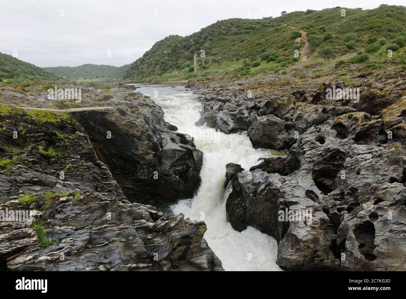 Fiume Guadiana nel Puno do Lobo, in Alentejo Foto Stock