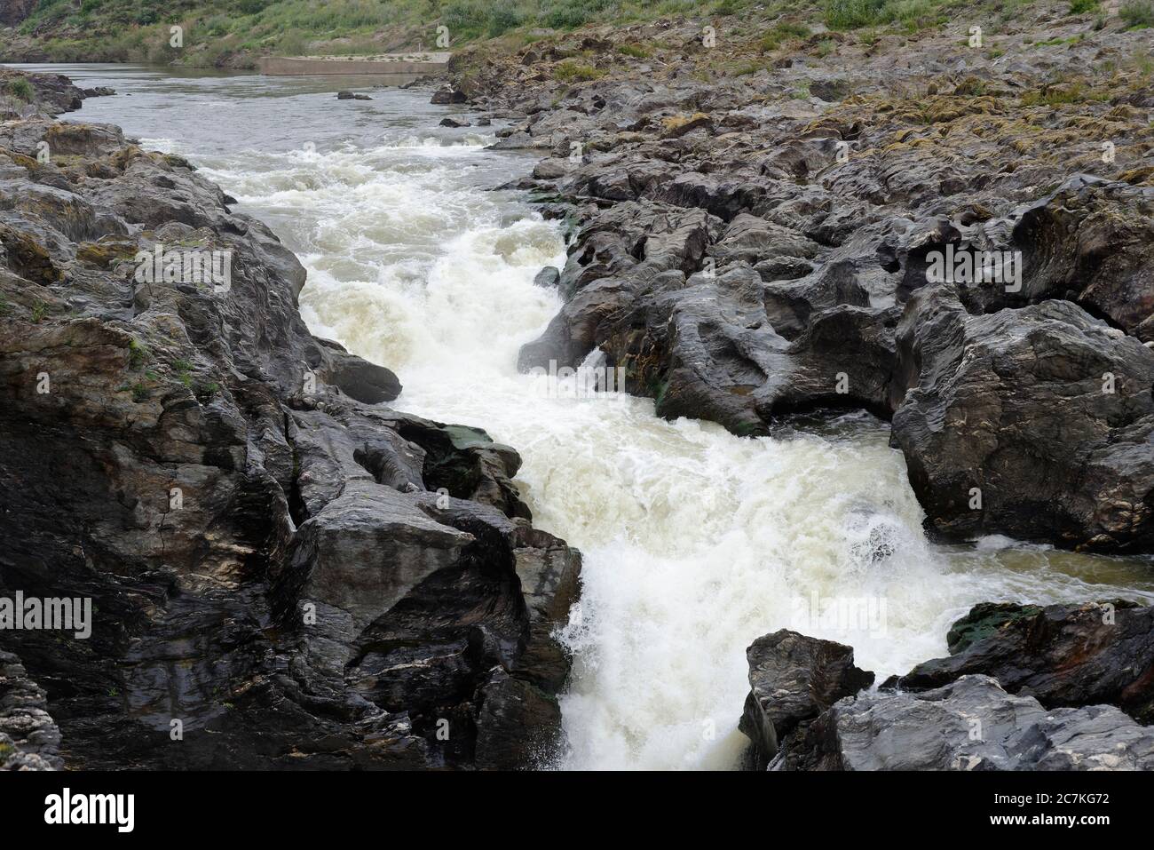 Fiume Guadiana nel Puno do Lobo, in Alentejo Foto Stock