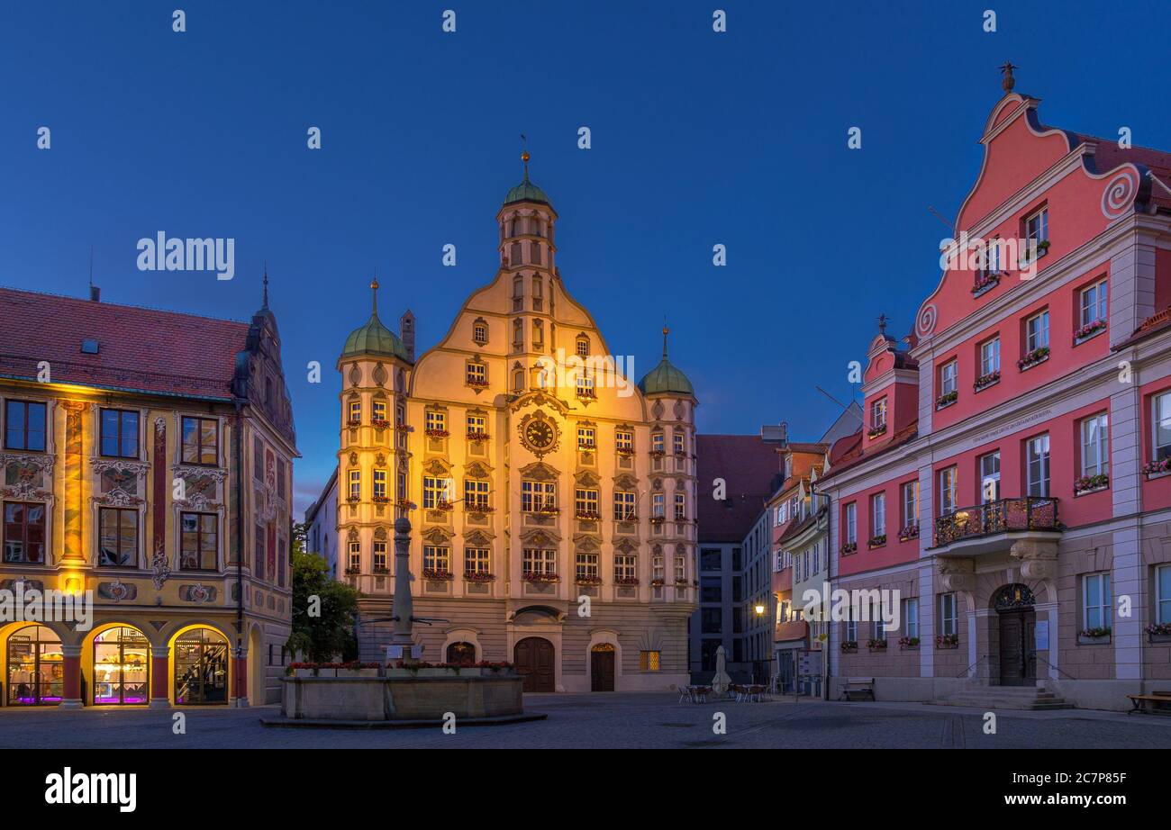 Municipio di Memmingen dal 1589, rinascimentale, casa destra della Grande Gilda, casa a sinistra, Memmingen, Svevia, Baviera, Germania, Europa Foto Stock