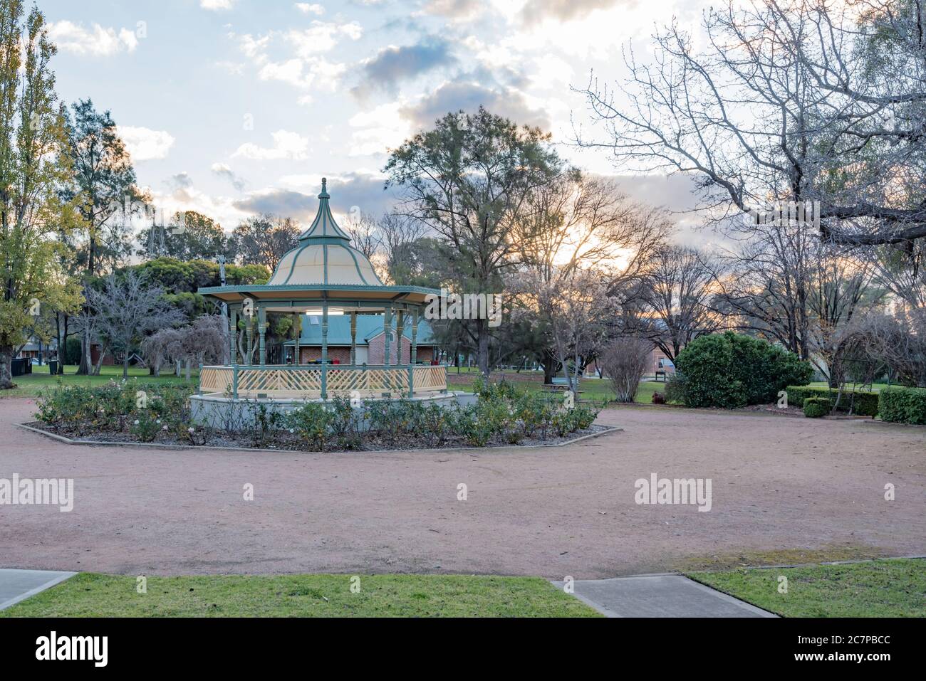 La rotunda, patrimonio 1903, nel Robertson Park, nella cittadina del New South Wales Midwest di Mudgee, Australia Foto Stock