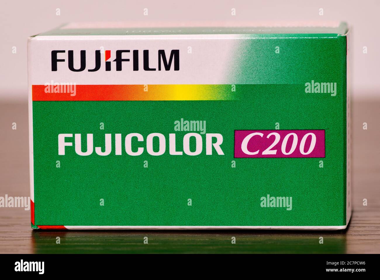 Tokyo / Giappone - 1 gennaio 2020: Primo piano di un pacchetto di Fujifilm Fujicolor C200 film negativo a colori Foto Stock