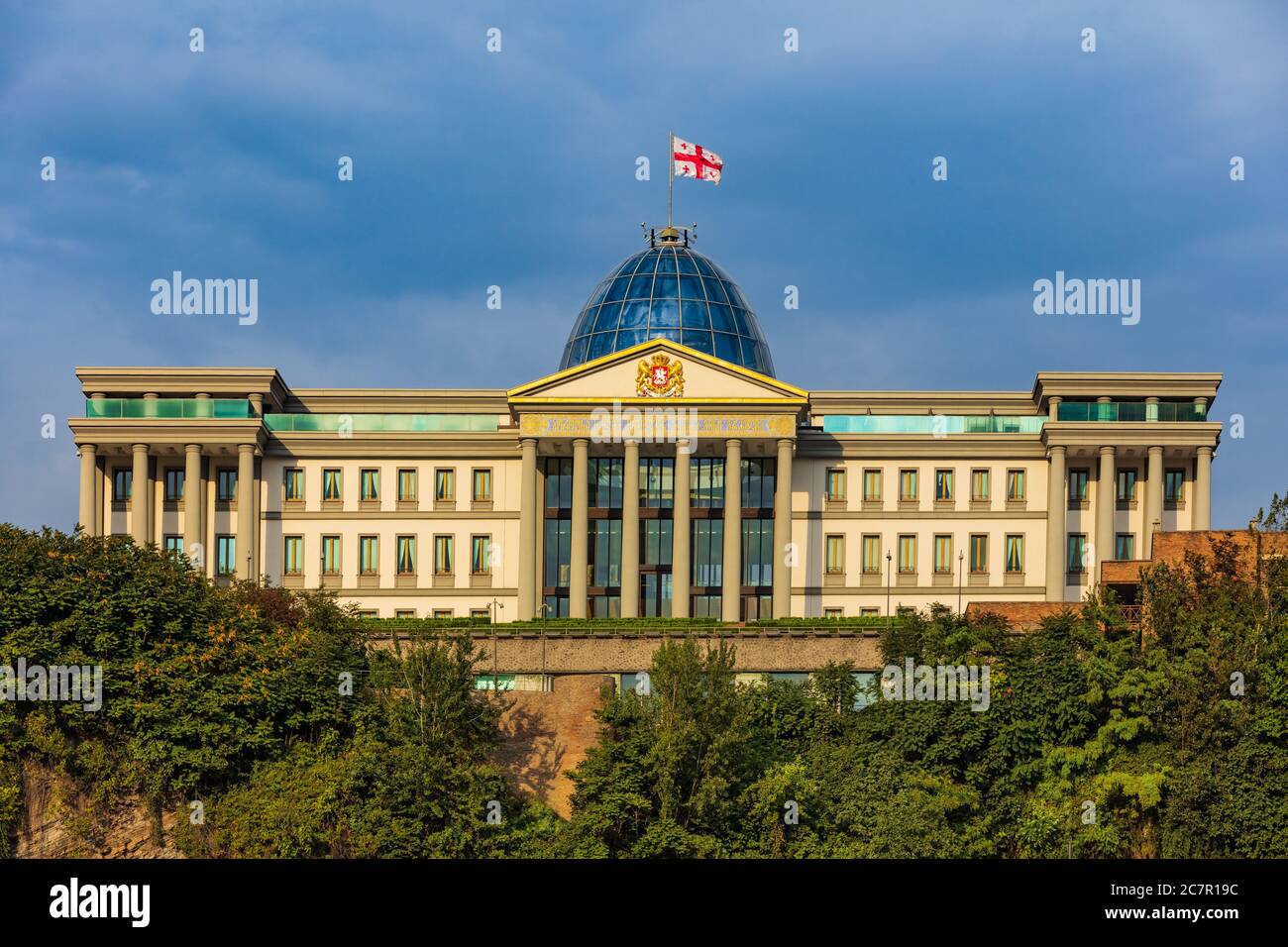 Palazzo presidenziale punto di riferimento di Tbilisi, capitale della Georgia, città dell'Europa orientale Foto Stock