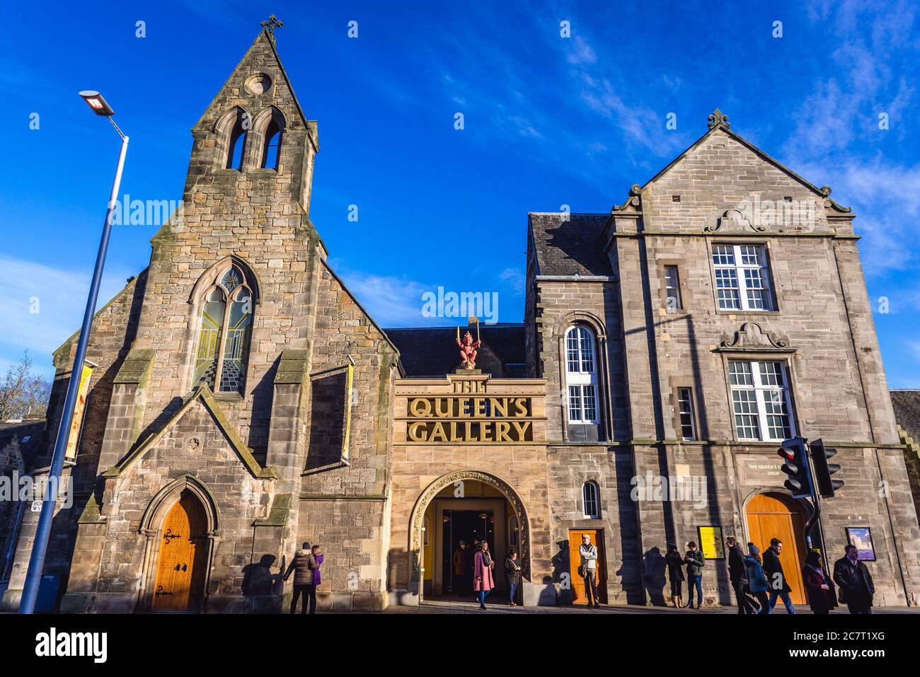 Queens Gallery, parte del complesso Palace of Holyroodhouse di Edimburgo, la capitale della Scozia, parte del Regno Unito Foto Stock