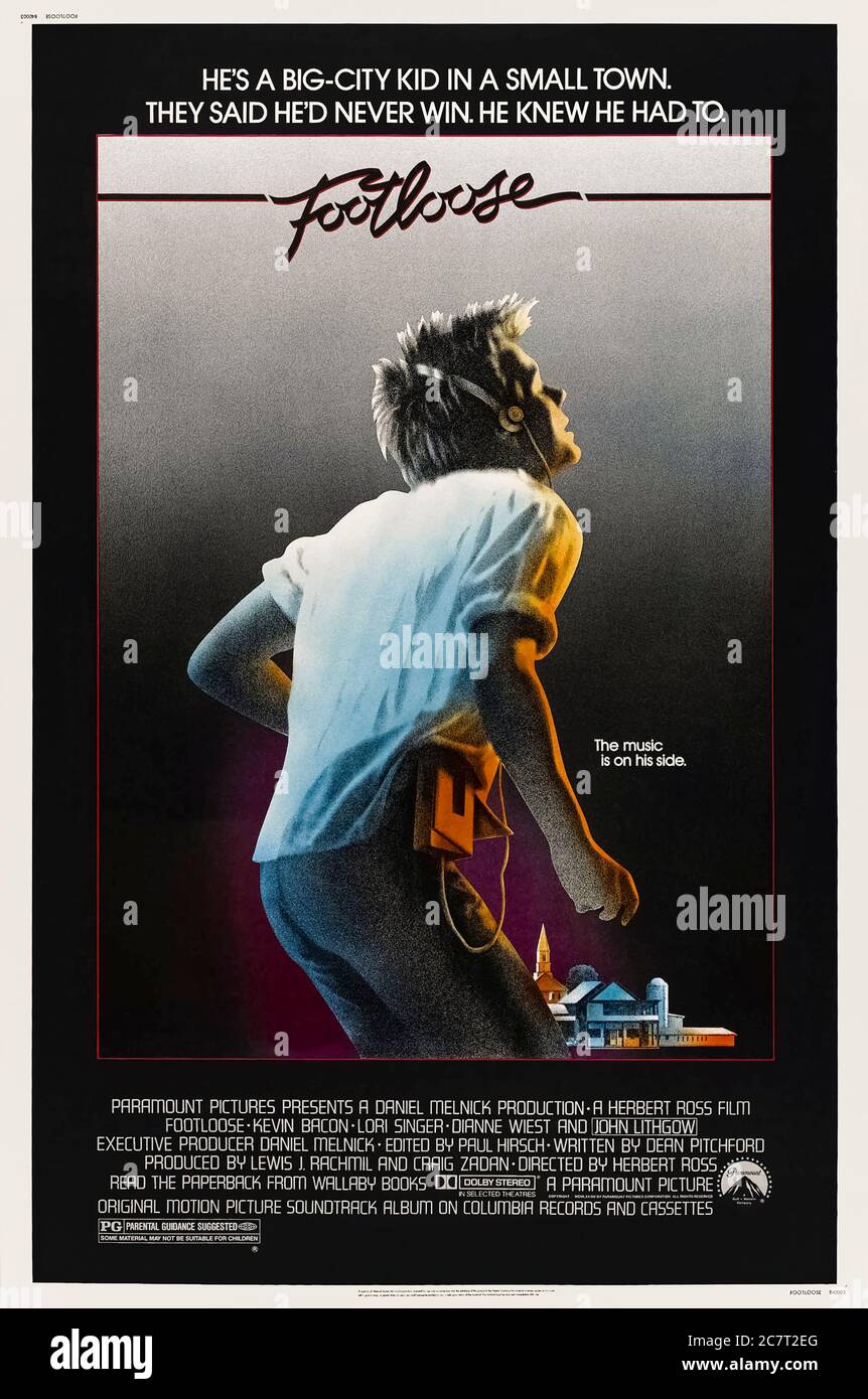 Footloose (1984) diretto da Herbert Ross e con Kevin Bacon, Lori Singer, John Lithgow e Sarah Jessica Parker. Un adolescente di Chicago causa problemi in una piccola città del sud con un predicatore puritano e un'ordinanza anti-danzante. Foto Stock