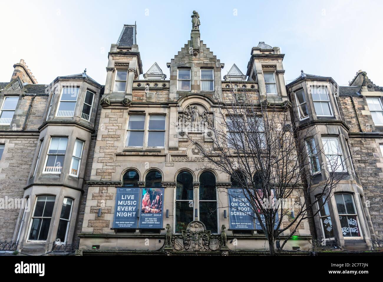 Pub McSorleys nell'edificio Oddfellows Hall di Edimburgo, la capitale della Scozia, parte del Regno Unito Foto Stock