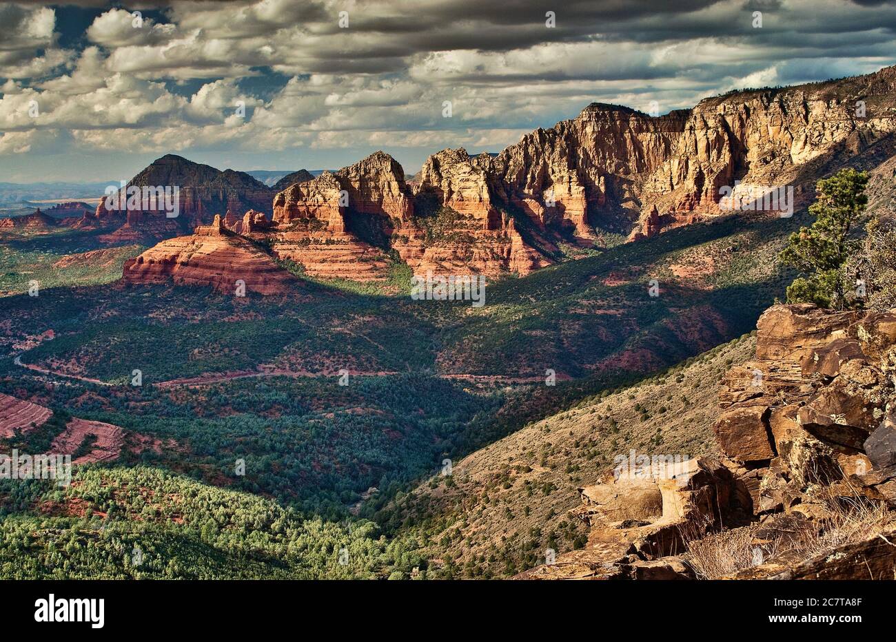 Casner Canyon da Schnebly Hill Vista nella regione delle Red Rock vicino a Sedona, Arizona, Stati Uniti Foto Stock