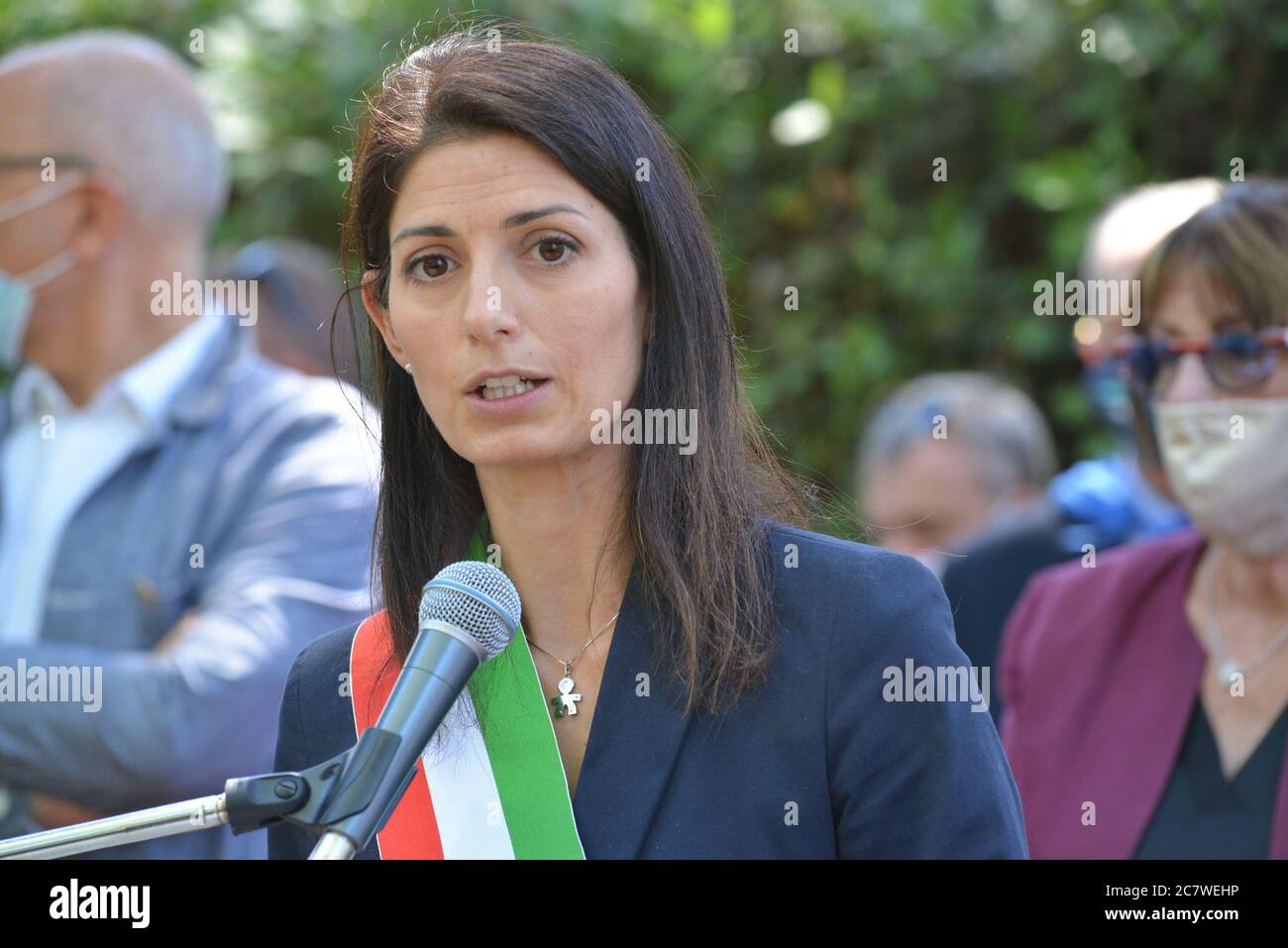 Roma, Italia. 19 luglio 2020. Il Sindaco di Roma Virginia Raggi interviene alla cerimonia del 77° anniversario delle incursioni aeree del distretto Tiburtino-San Lorenzo Credit: SPP Sport Press Photo. /Alamy Live News Foto Stock