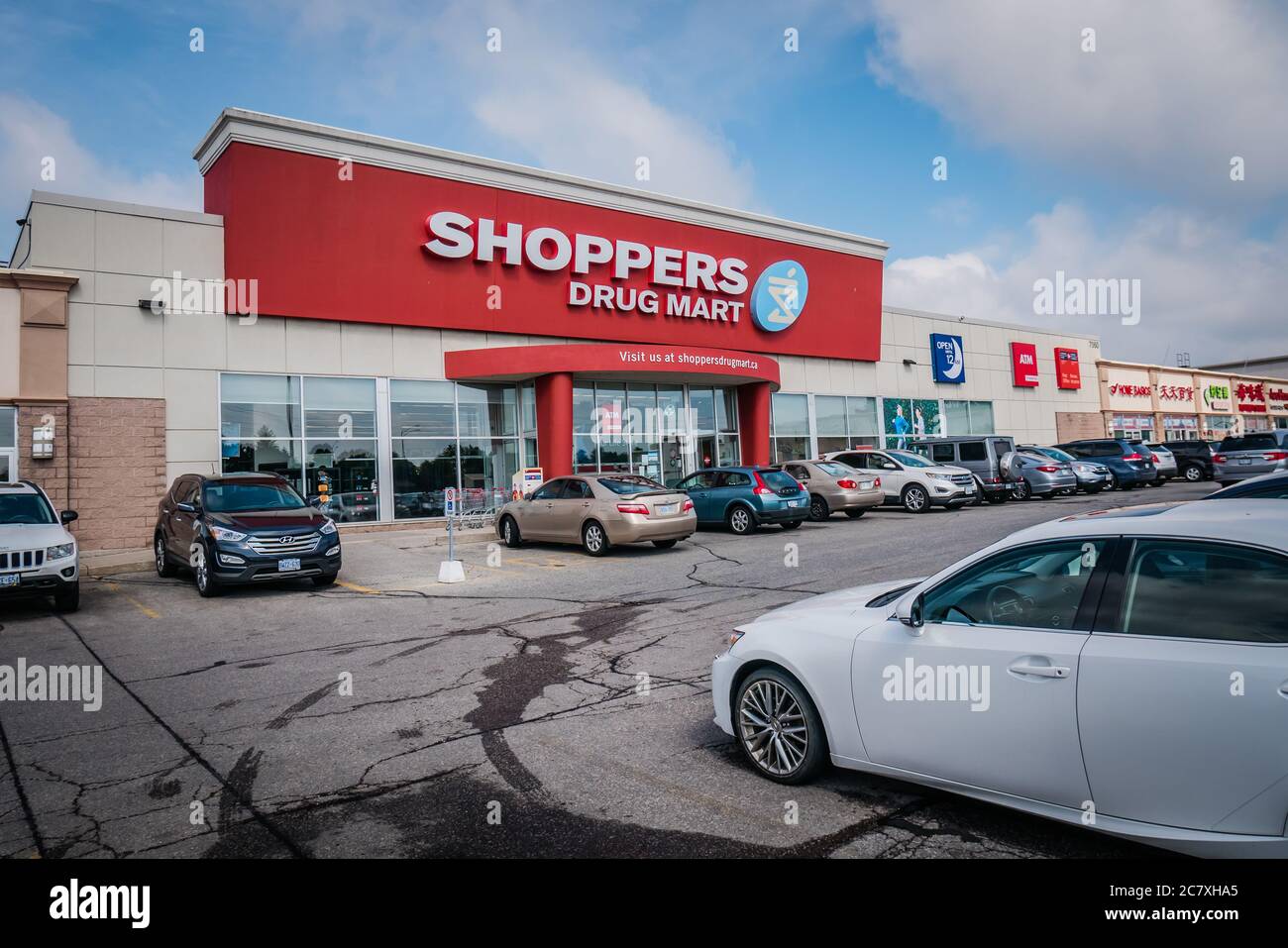 Negozio Shoppers Drug Mart a Toronto Ontario Canada in una giornata di sole Foto Stock